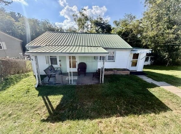 302 Old Soak Rd., BECKLEY, WV 25801