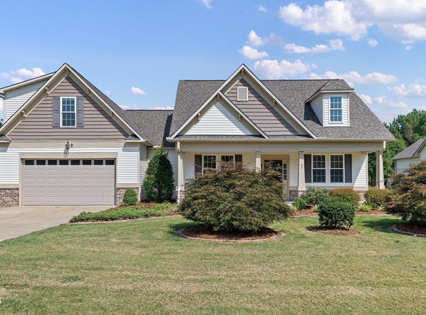 27 Langdon Pointe Drive, Garner, NC 27529