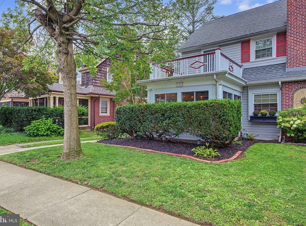 107 GLADSTONE Road, LANSDOWNE, PA 19050