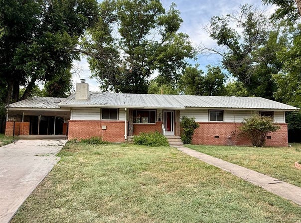 204 Cenizo, Junction, TX 76849