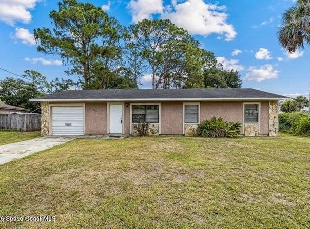 5945 Acme Avenue, Cocoa, FL 32927