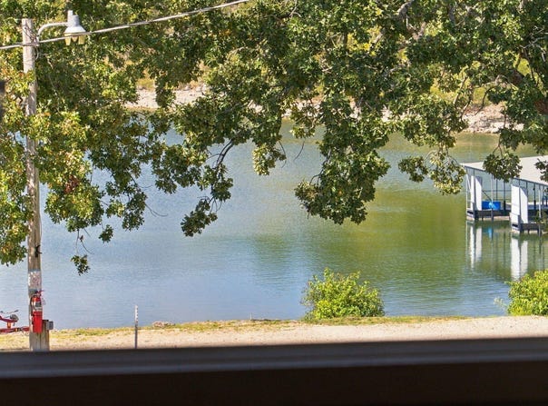 303 Deep Water Circle, Reeds Spring, MO 65737
