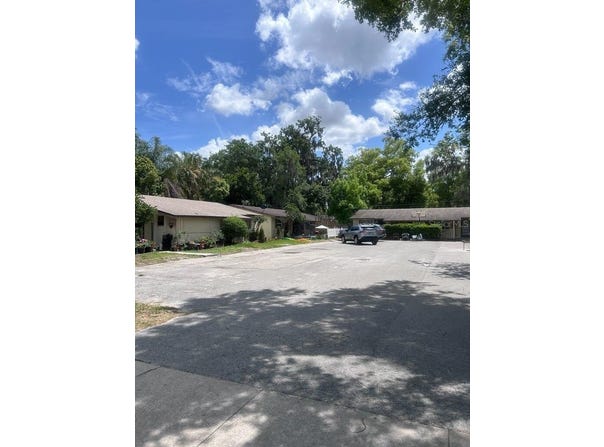 280 E 1ST Street, APOPKA, FL 32703