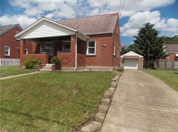 2654 Lenz Ave, Ambridge, PA 15003