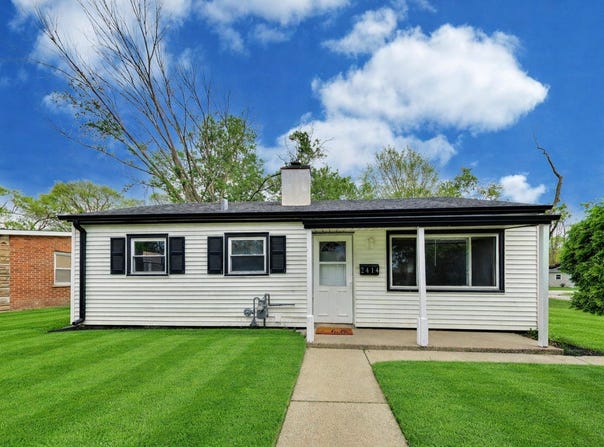 2414 Circle Drive, Hazel Crest, IL 60429