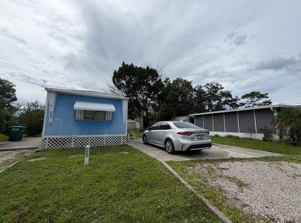 1616 E Stardust Dr, Malabar, FL 32950