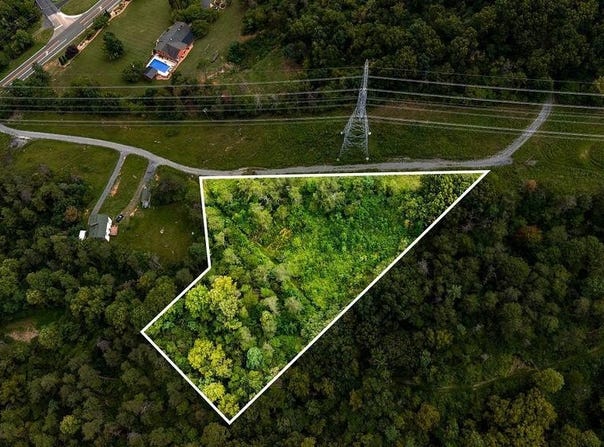 LEE JACKSON HWY, STAUNTON, VA 24401