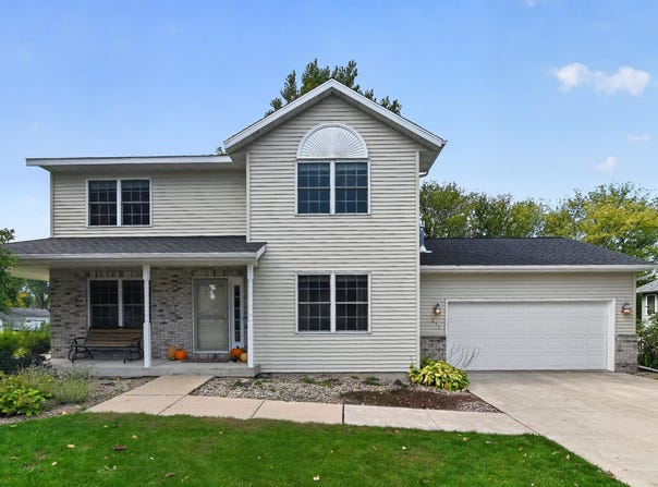 311 Springview Drive, Marshall, WI 53559