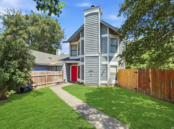 11710 Spring Ridge Dr, San Antonio, TX 78249