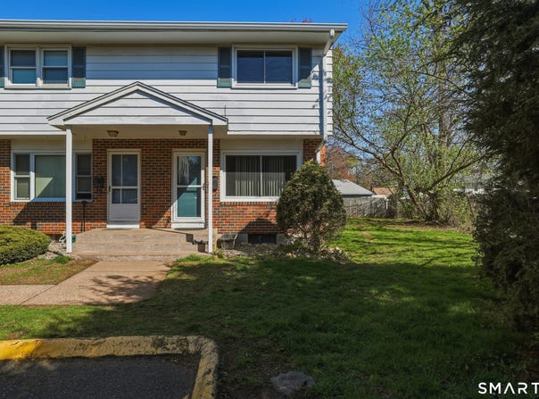 14 Lawton Road, Manchester, CT 06040