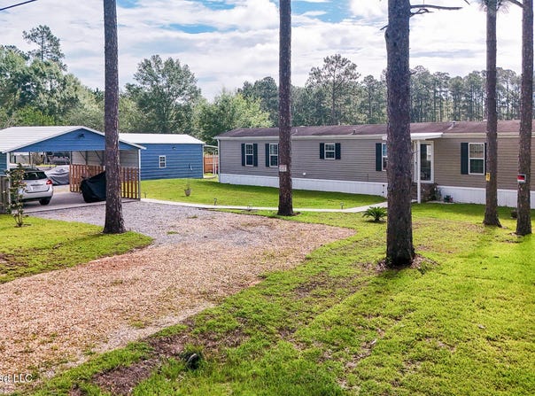 7170 Lake Drive, Perkinston, MS 39573