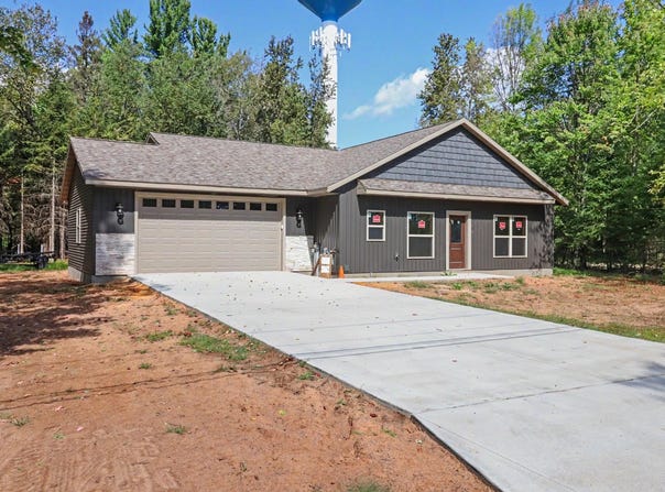 209 SHERBURN ST W, Eagle River, WI 54521