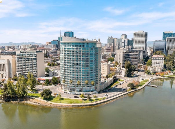 1 Lakeside Dr, Oakland, CA 94612