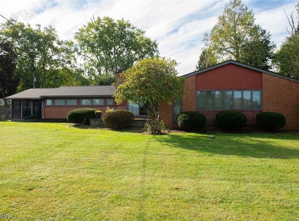 6262 W Liberty, Hubbard, OH 44425