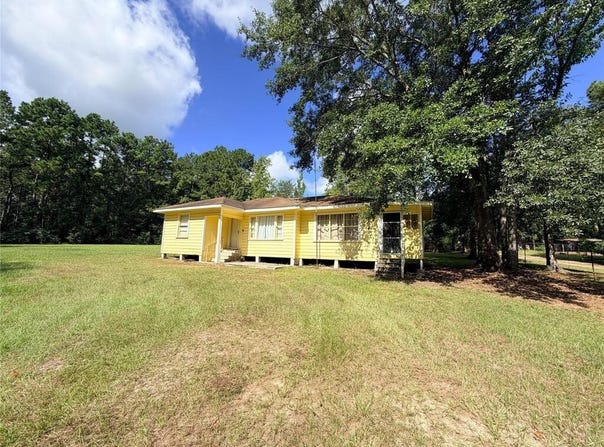 302 CR 4473, Warren, TX 77664