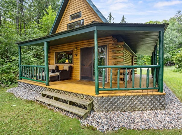N9085 FOREST RD, Deerbrook, WI 54424