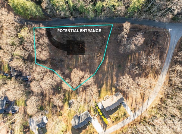 Davis Mountain Road, Laurel Park, NC 28739