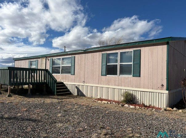 304 CATARENA CT, Santa Clara, NM 88026