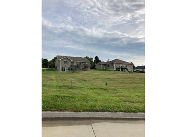 504 W Leblanch St., Hartington, NE 68739