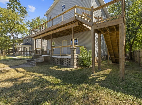 1468 N Grant Avenue, Springfield, MO 65802