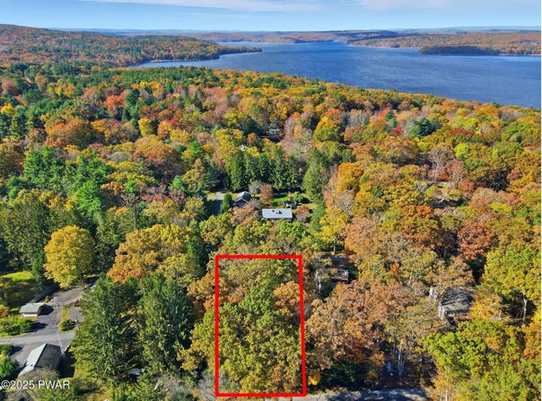 Birch Lane & Spruce Road, Tafton, PA 18464