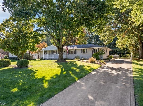 3681 Mariwood Avenue NW, Massillon, OH 44646