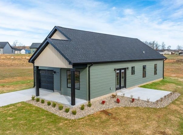 114 Joiner Ave, ELKTON, KY 42220
