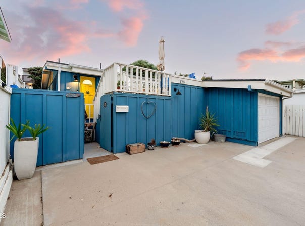 1089 Belfast Lane, Ventura, CA 93001