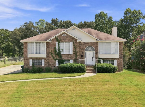 1408 SMITHFIELD FOREST CIRCLE, PLEASANT GROVE, AL 35127