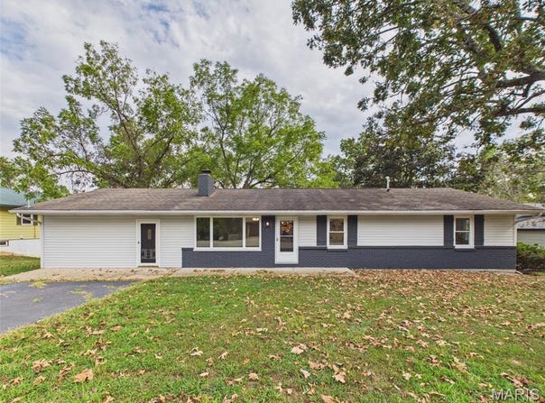 608 Sunset Drive, Waynesville, MO 65583