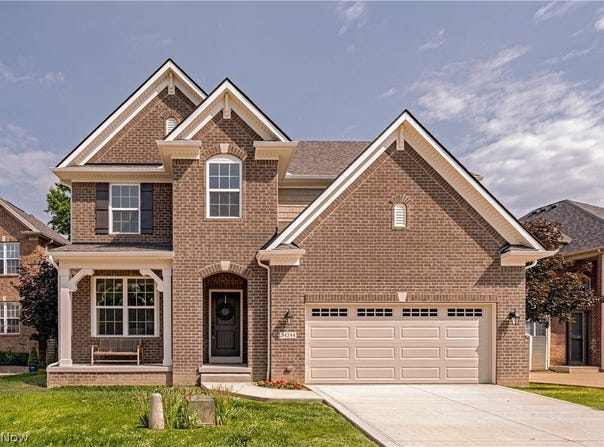 34244 Crown Colony Drive, Avon, OH 44011