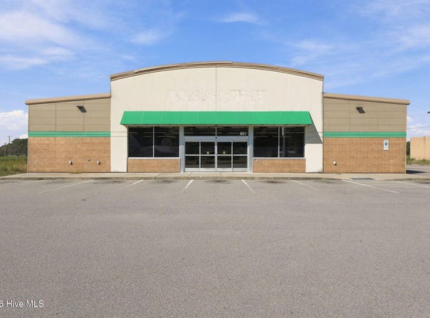 601 N Main Street, Robersonville, NC 27871
