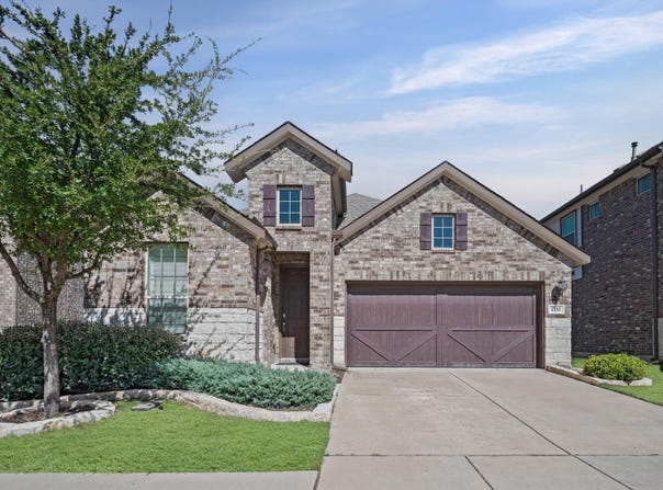 2157 Bailey Street, Carrollton, TX 75010