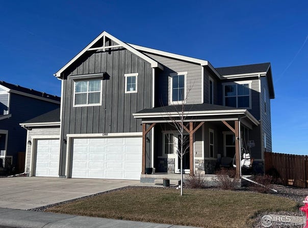 1202 Coyote Ln, Wiggins, CO 80654