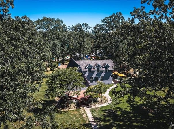 1168 Pawnee Drive, Cuba, MO 65453