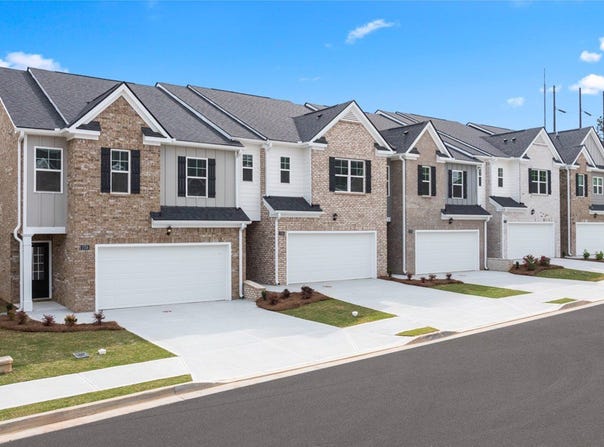 420 Silver Moon Drive, Loganville, GA 30052
