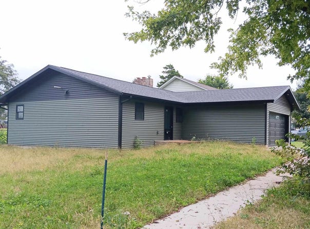 209 Washington Ave. W Avenue W, Albia, IA 52531