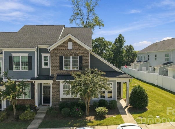 510 Dorman Street, Belmont, NC 28012