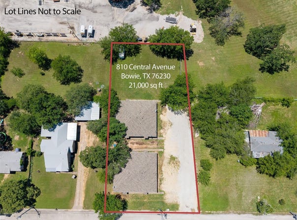 810 Central Avenue, Bowie, TX 76230