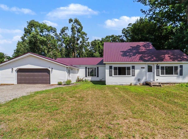 7312 Avenue E, Vestaburg, MI 48891