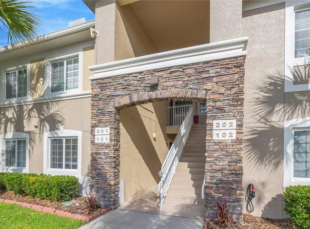 1231 GODAVARI Way E, WESLEY CHAPEL, FL 33543