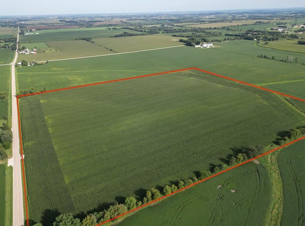 Hunter Road, Poplar Grove, IL 61065
