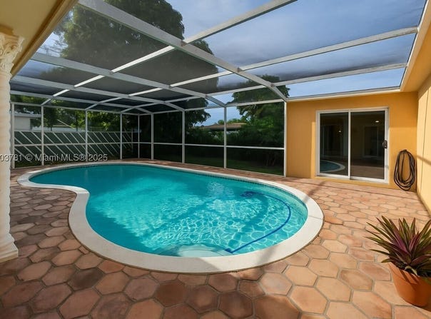 6391 SW 34th St, Miramar, FL 33023