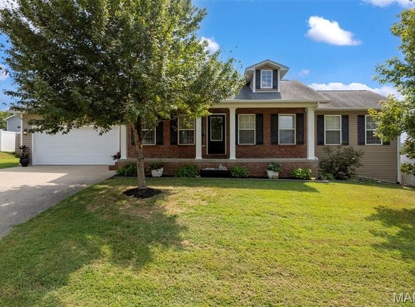 218 Silver Hawk Lane, Cape Girardeau, MO 63701
