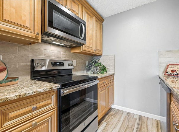 3240 Iris Ave, Boulder, CO 80301
