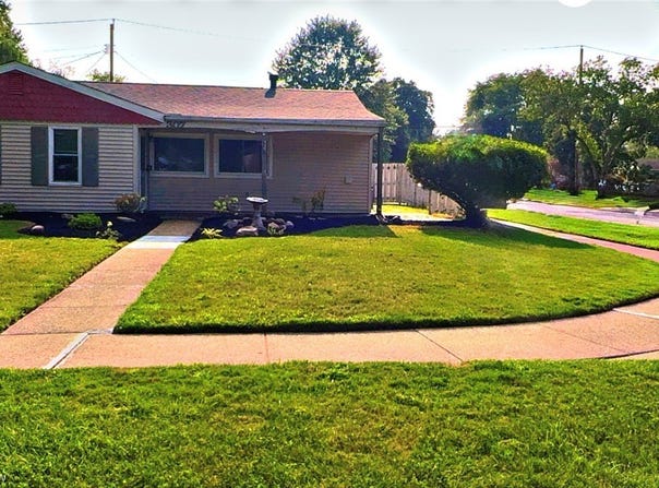 307 Rowan Drive, Berea, OH 44017