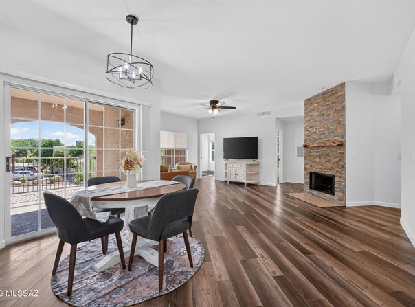 1500 E Pusch Wilderness Drive, Tucson, AZ 85737