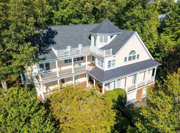 3161 PRESTWICK PL, Keswick, VA 22947