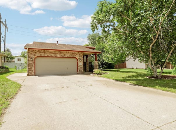 7337 116th Place N, Champlin, MN 55316