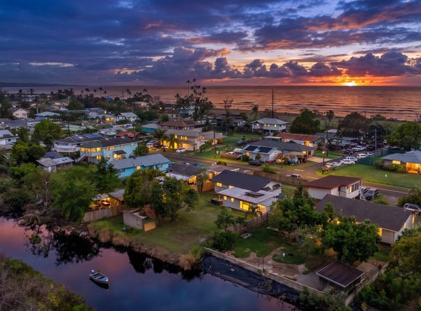 8749 KEKAHA RD, Kekaha, HI 96752